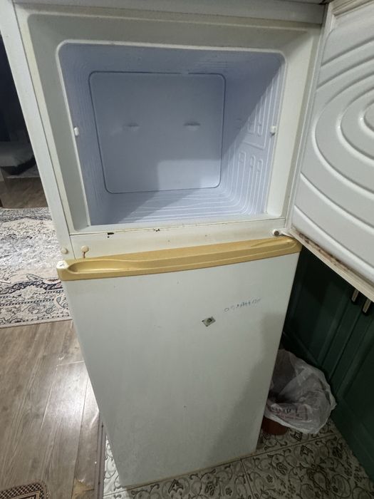 Холодильник буу рабочий