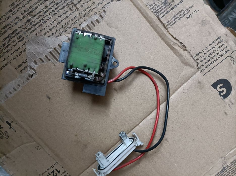 Rezistența încălzire la aerotermă Clio 2 kangoo asigur expedierea cole