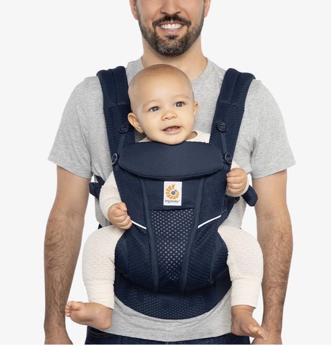 Ergobaby omni breeze со слюнявчиком