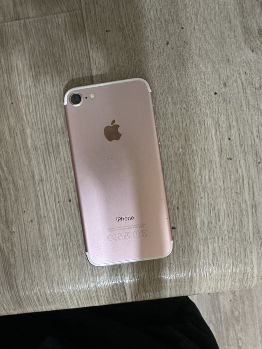 Продам iphone 7,на 128GB,AKB100%