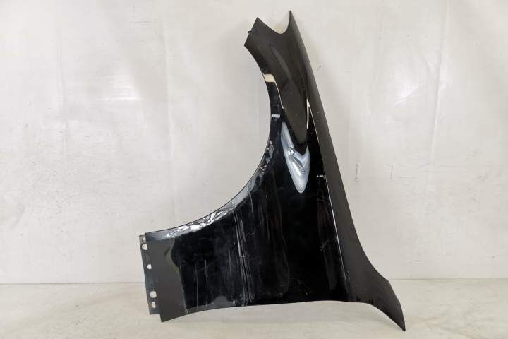 Ляво предно крило Оригинално в добро състояние Мерцедес-Бенц / Mercede