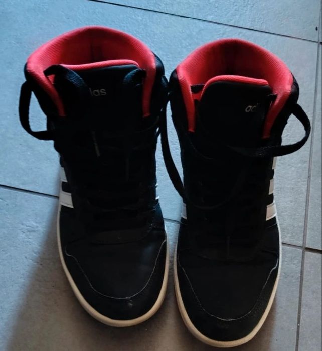 Adidasi Adidas shoes