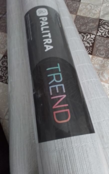 Продам обои новые.