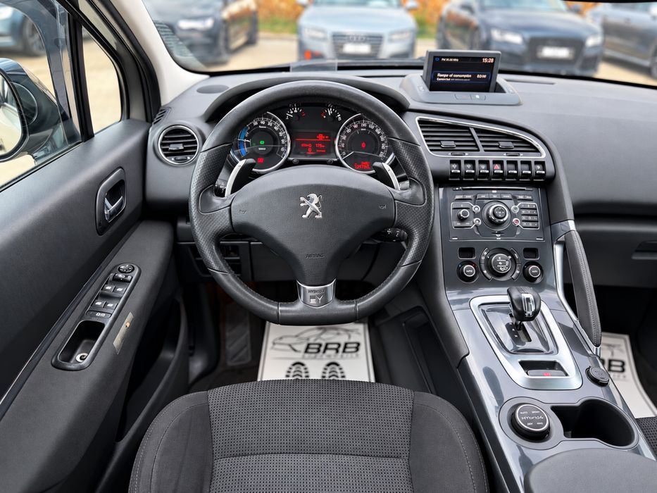 • Peugeot 3008 2012 Hybrid 4x4 / Automat /  • Parc Auto • RATE • Garanție •