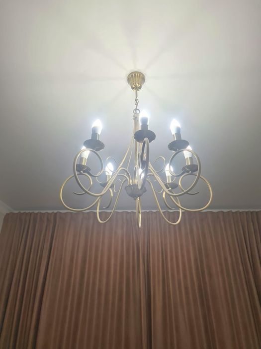 Люстра 8-рожковая