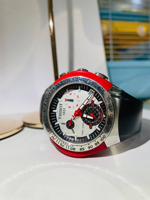 Продам часы свои! Причина продаже лежат без дело (((