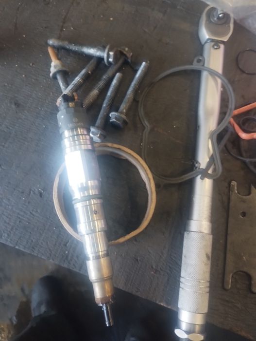 Части втора употреба за товарни автомобили с гаранция Ман ДАФ Мерцедес