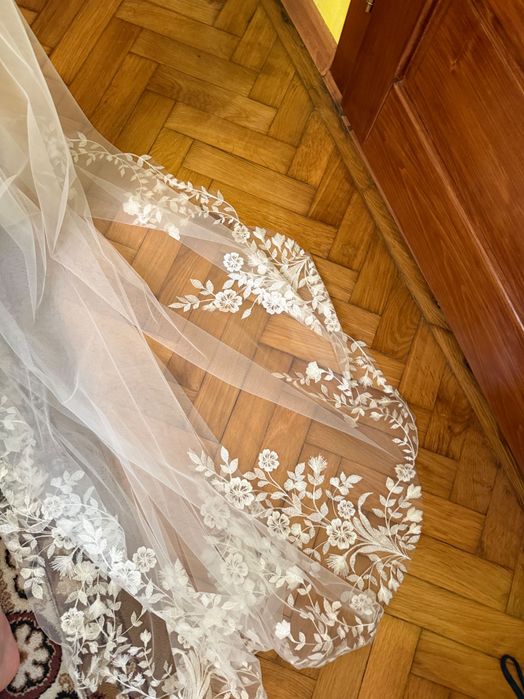 Vând rochie de mireasă