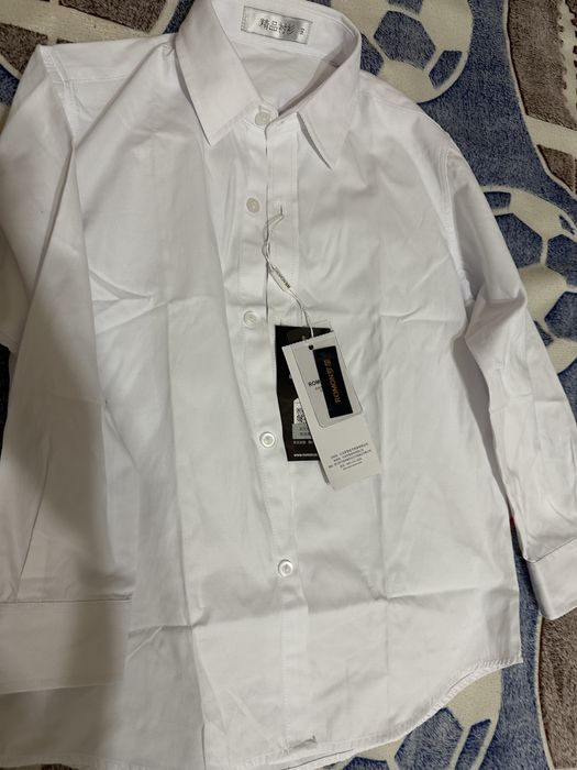 Школьная новая рубашка