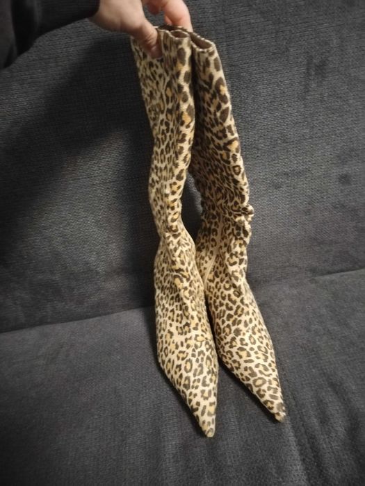 Нови тигрови ботуши