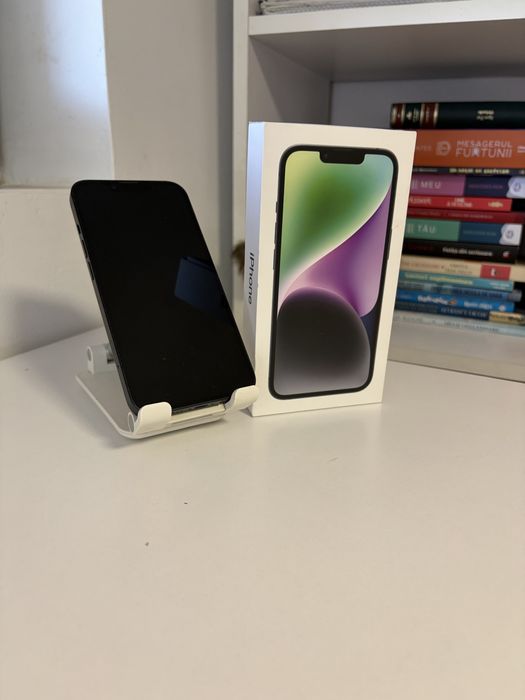 IPhone 14, negru