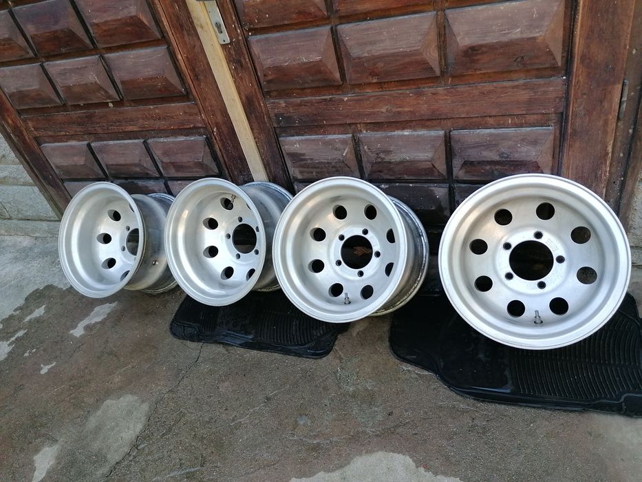 Минусови алуминиеви джанти 15 цола от Дайхацу фероза 4броя 5х139.7