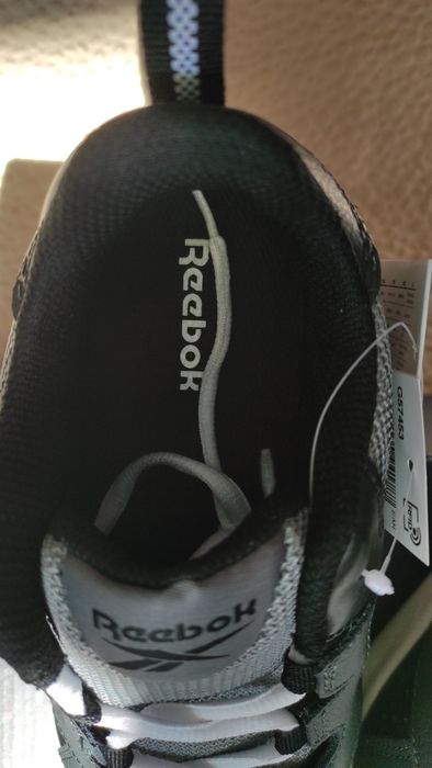 Нови оригинални  маратонки   Reebok  номер 36