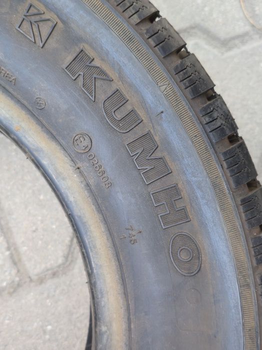 195 65 14 kumho.  .