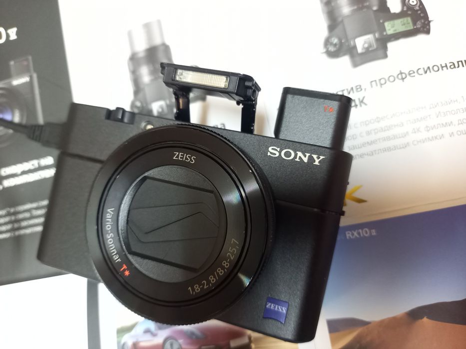 Фотоапарат Sony RX100 V