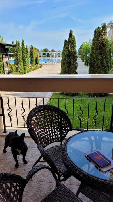 ПЪРВА ЛИНИЯ! Апартамент с 2 спални в Prestige fort noks