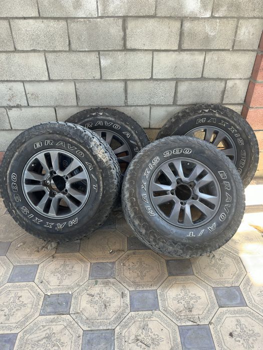Maxxis Bravo AT-980 LT285/70R17 дискімен