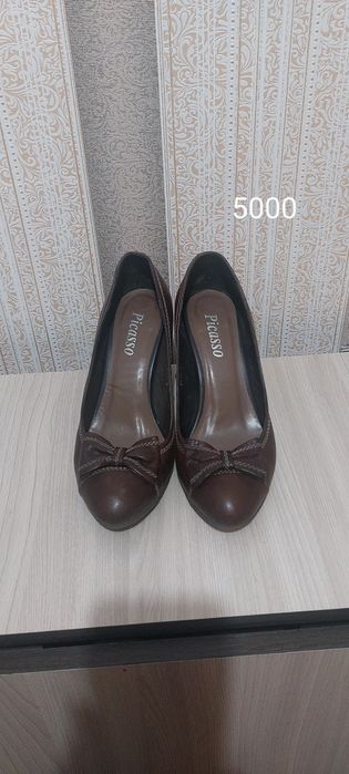 продам женские туфли