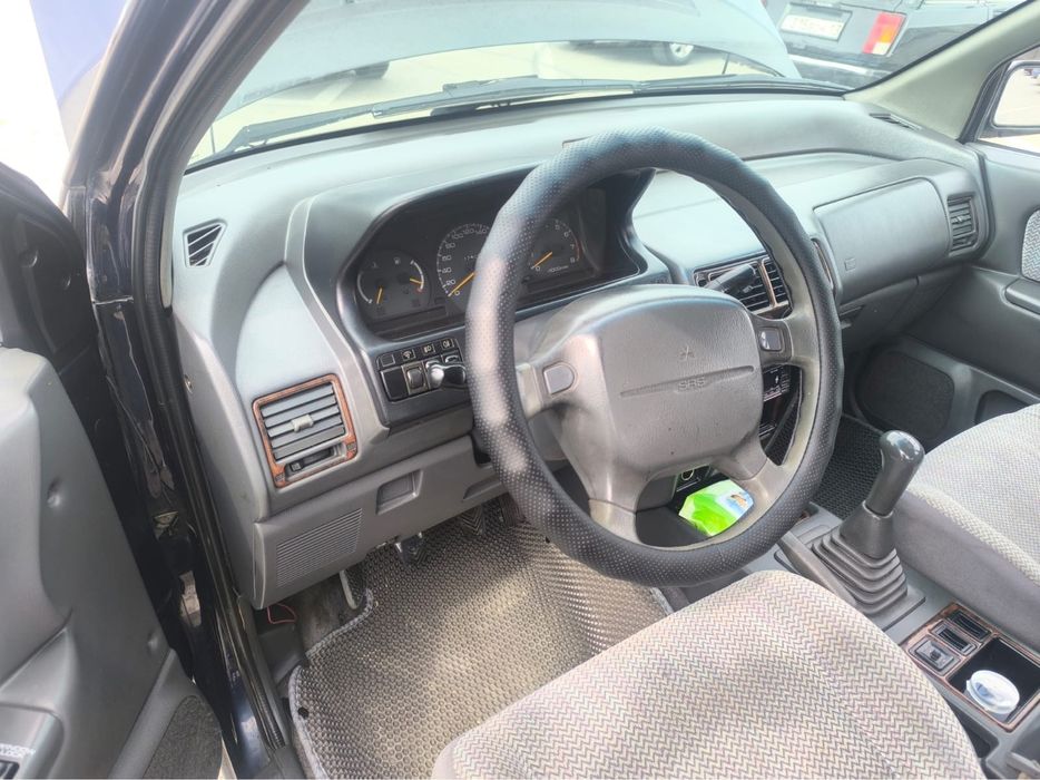 Mitsubishi Space Wagon