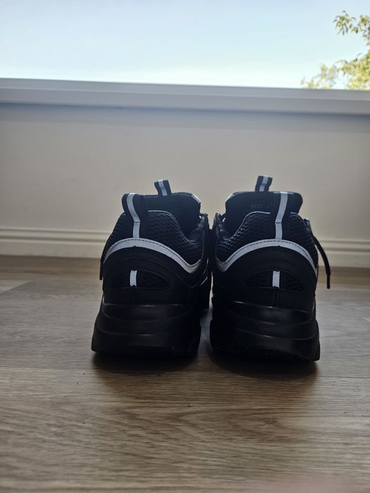 Dior b22 size 43
