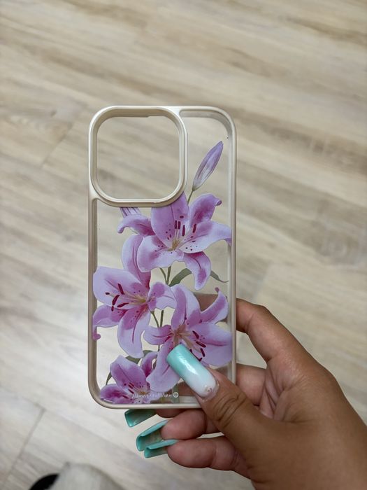 Чехлы на iphone 15 pro