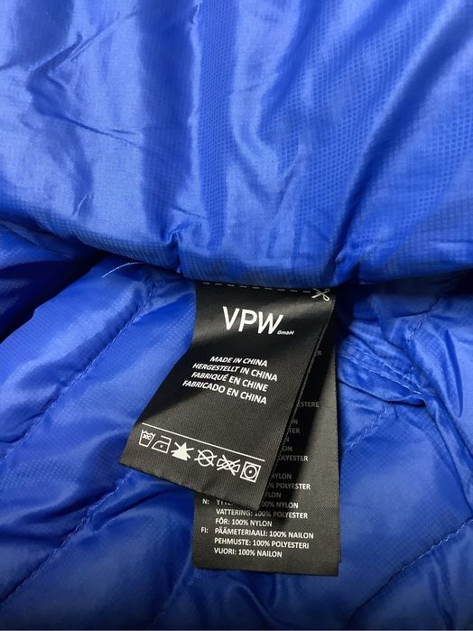 Volkl ultra light jacket