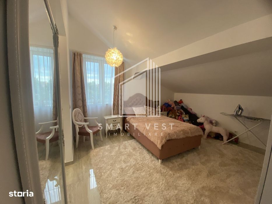 Apartament cu 4 camere | Etaj 1 | Zona ultracentrala.