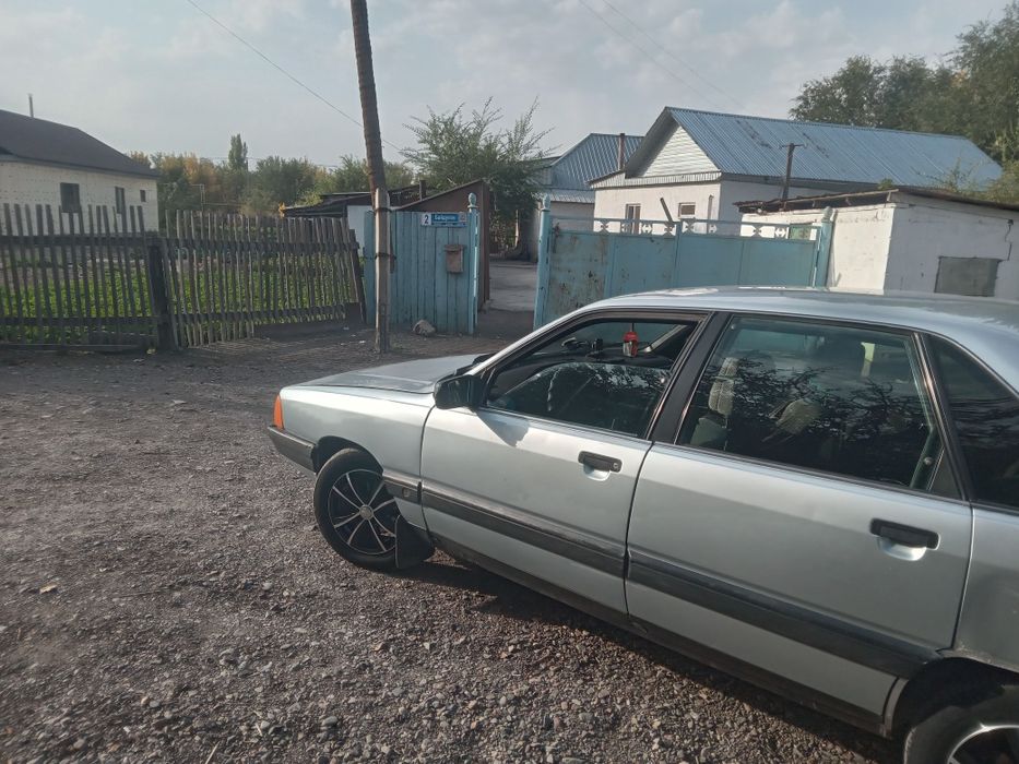 Продам ауди 100 с3