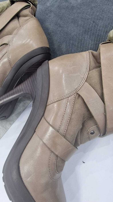 Дамски боти Guess 37