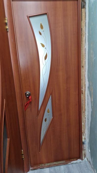 Двери межкомнатные бу