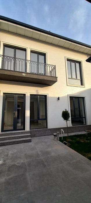 Сергели 2х этажный  7 комнат Евродом