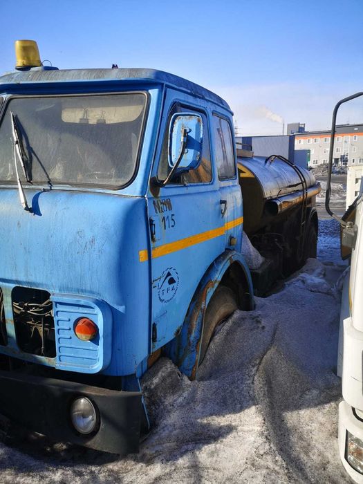 Топливозаправщики разные