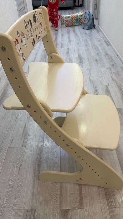 Растущий детский стул «друг Кузя»