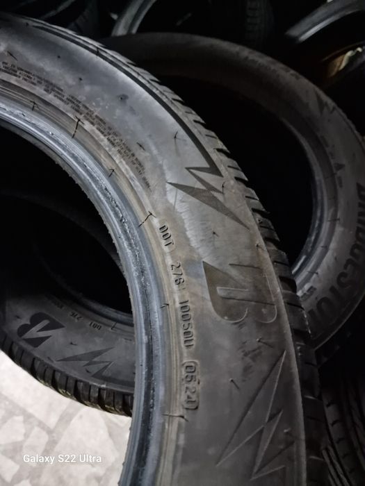 235 55 19 дот 24 Bridgestone Blizak LM005 top състояние