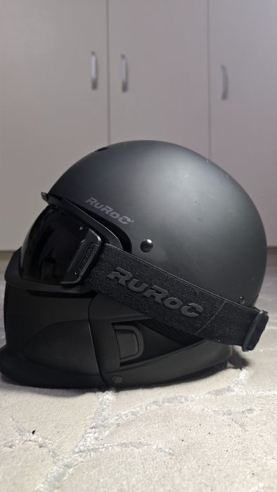 Cască ski Ruroc RG1 Black, folosit puțin