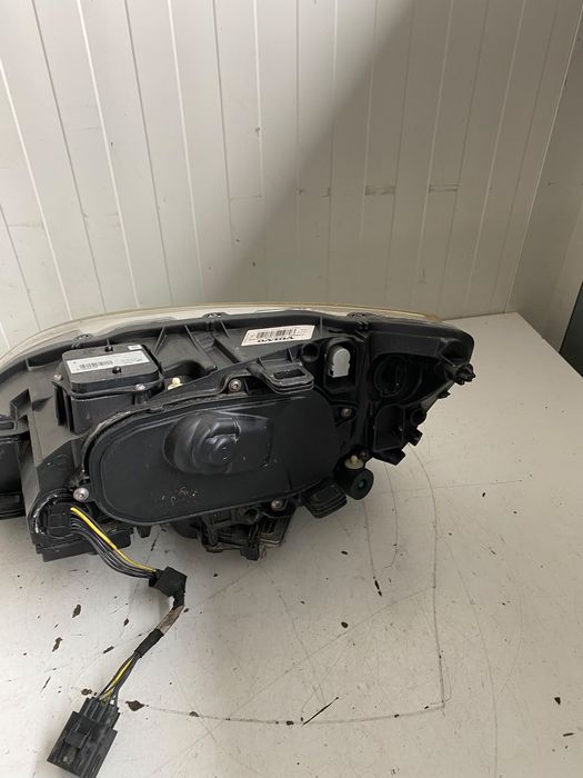 Far dreapta xenon 8 pini LHD VOLVO S60 V60 FACELIFT 31395903 31698819