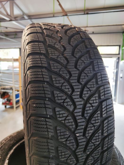 4 бр зимни 205/60/16 Bridgestone