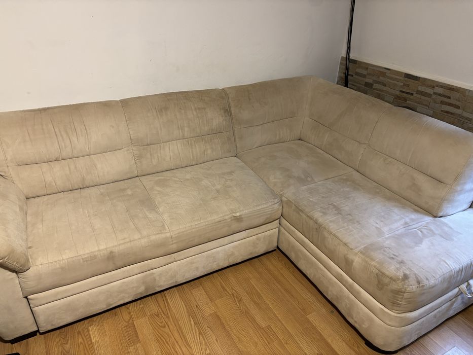 Curatare canapele , tapiterii auto