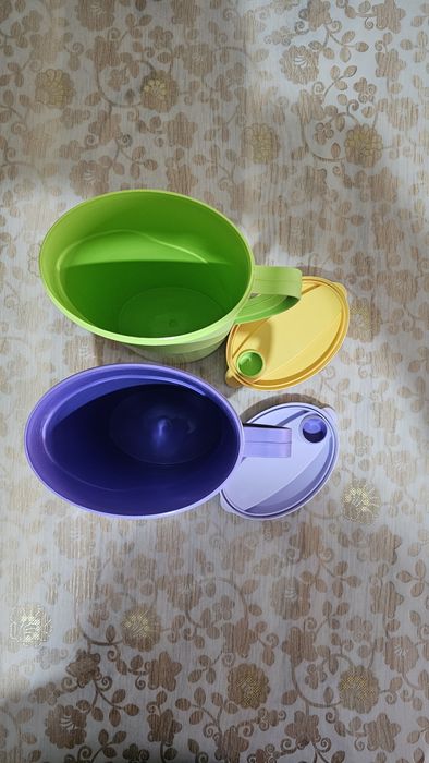 Продам кувшины объем 2л