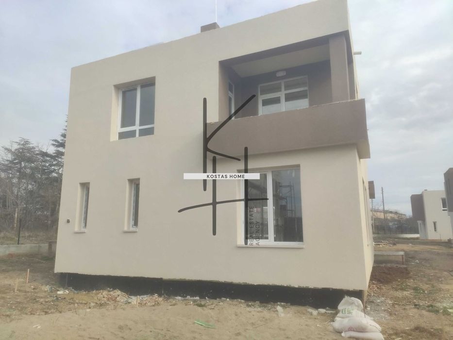 Продава се Къща в Варна, м-т Боровец - юг - 200 кв.м за 975 €/кв.м - Снимка #1