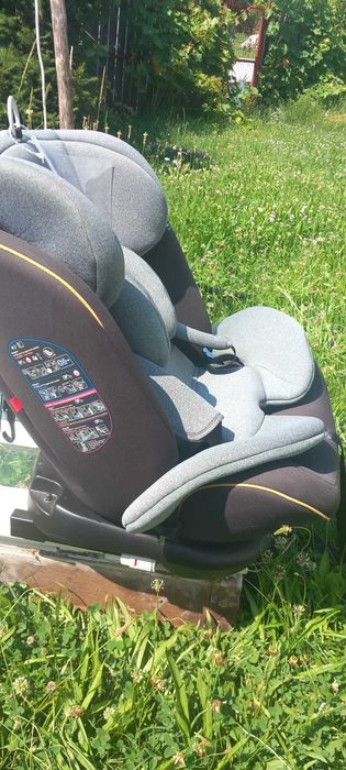 Scaun auto isofix