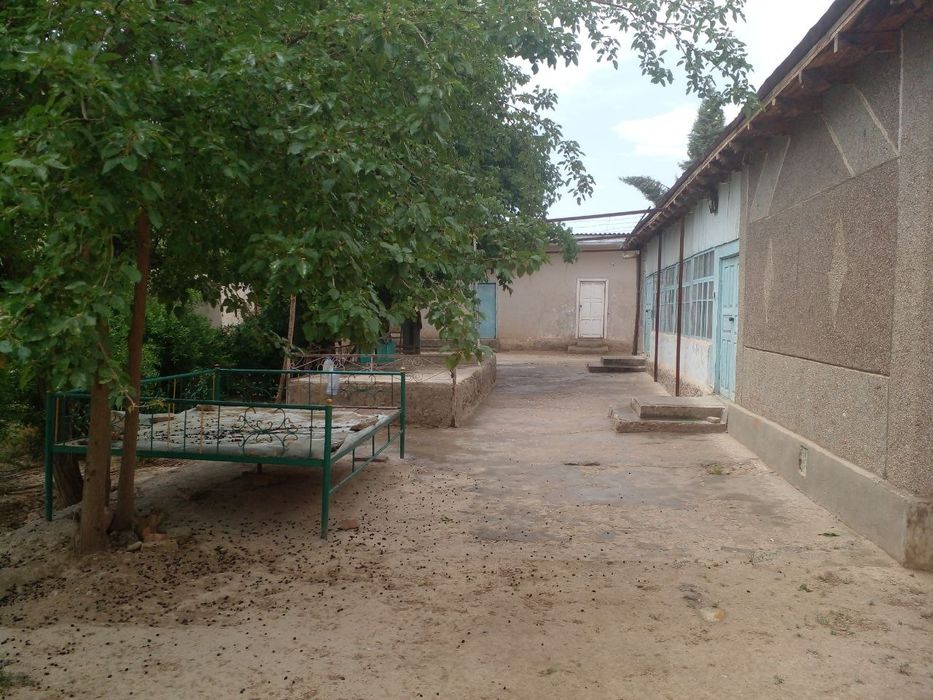 ховли сотилади хамма шароит бор