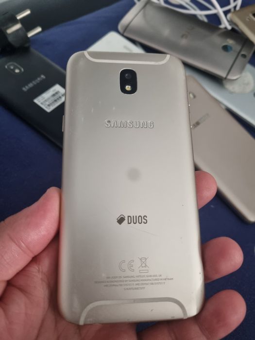 Telefoane piesee