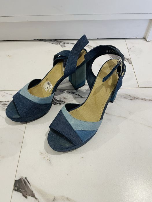 Сандали с ток или платформа