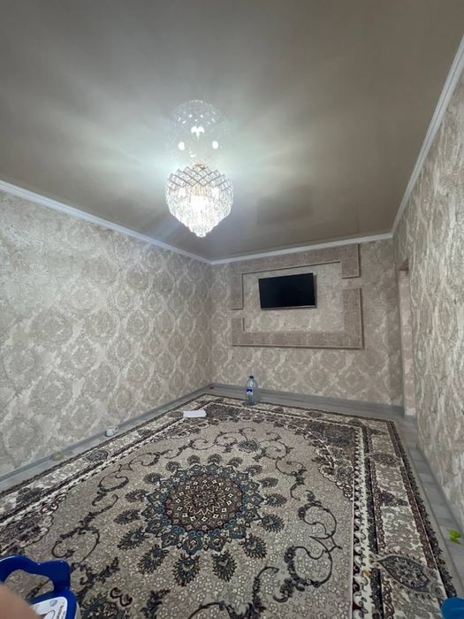 Qarshi shahar markazida uy ijaraga beriladi