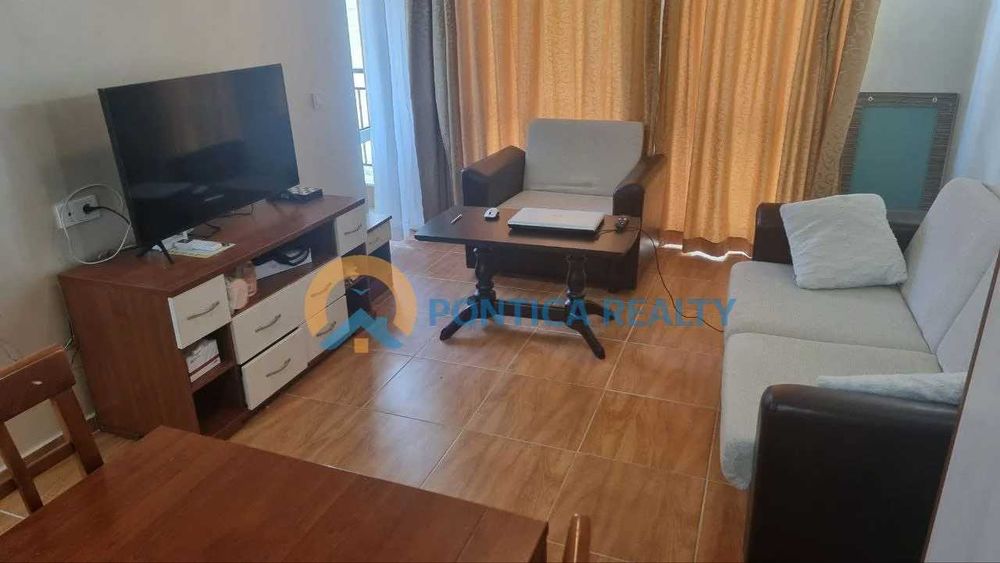 Тристаен апартамент в красив комплекс в Свети Влас