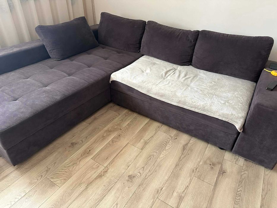 Разтегателен Диван