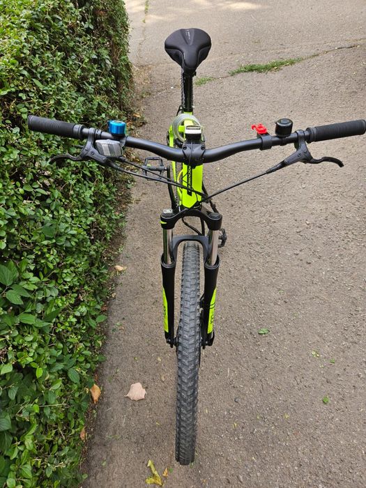 Bicicleta Rockrider ST 530 aproape noua