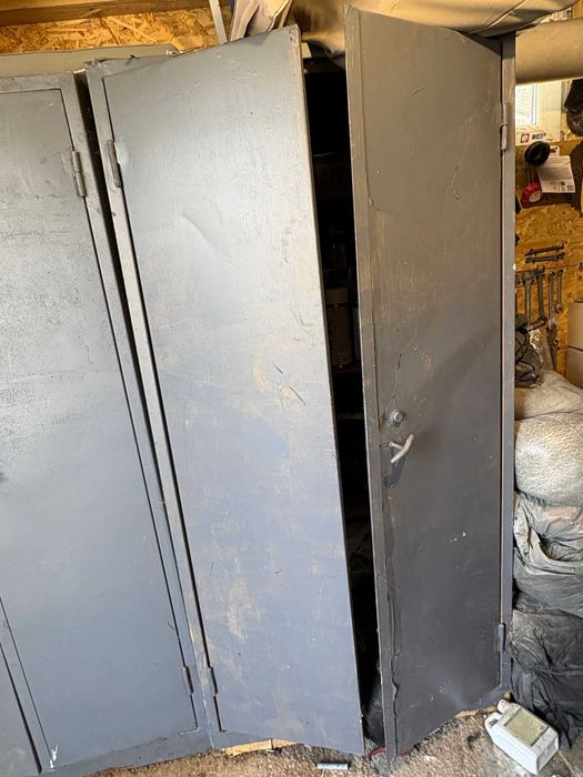 Dulap metalic pentru depozitare