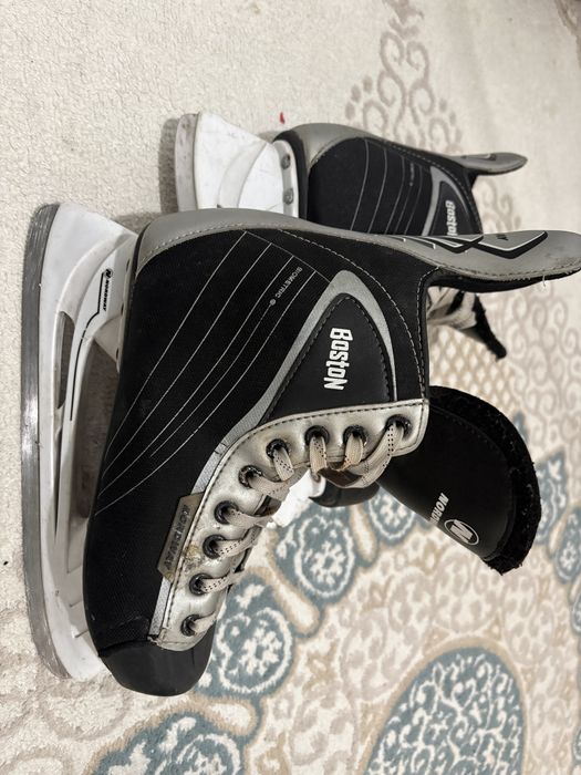 Продаются коньки